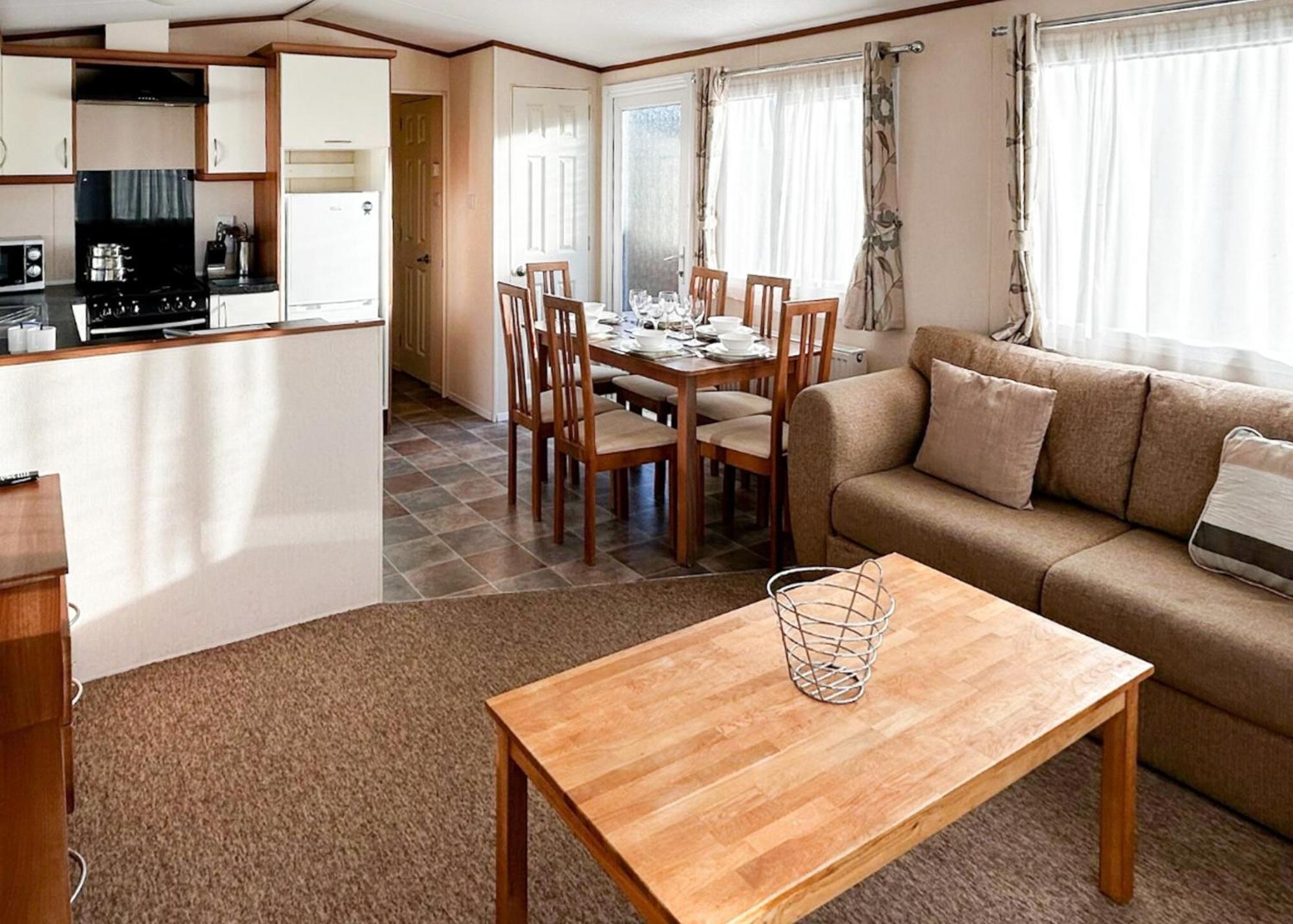 Orchards Holiday Park Newbridge  Bagian luar foto
